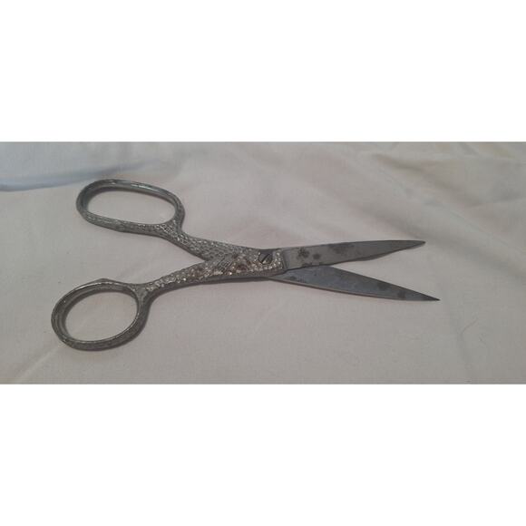 Vintage WISS USA Forged Steel Scissors 6” Hammered Handle Mid-Century - Picture 1 of 8